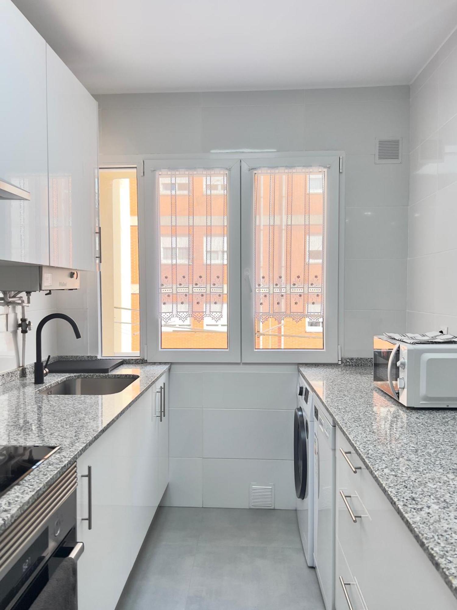 Apartamento Principe Gijón Exteriör bild